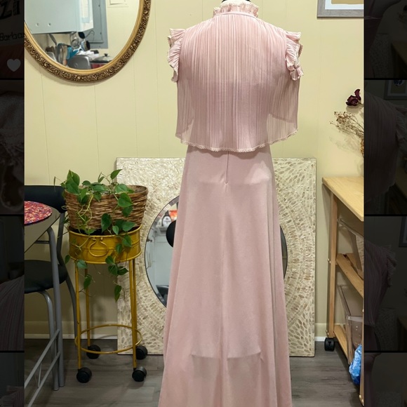 Vintage 1970s Light Pink dress. Size 7/8 ALERT needs new zipper - Picture 2 of 6
